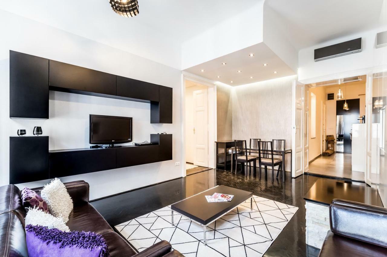 BpR B&W Elegant Home Budapest Exterior foto